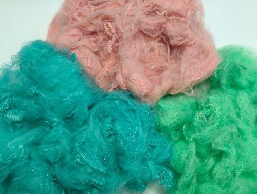 Últimas notícias da empresa sobre A diferença entre polpa de aramida e fibra de aramida tingida em líquido