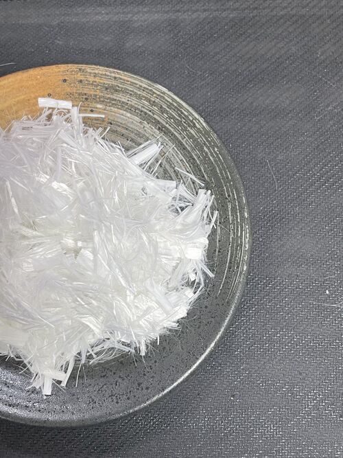 Últimas notícias da empresa sobre Materiais comumente utilizados nas indústrias de processamento e manufatura - fibra curta de polipropileno