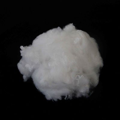 comprar Fibra de corte curto de poliéster ignífugo 3.33D Retardante de chama Fibra de graxa para tecidos não tecidos fabricação em linha