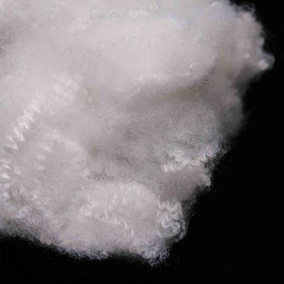 Bom preço. Fibras ignífugas PET 8D recicladas Fibras ignífugas de poliéster para material de enchimento on-line