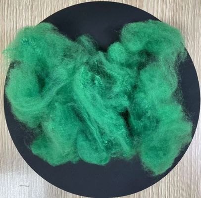 Bom preço. Fibra de poliéster reciclado 8D 65mm Verde Esmeralda on-line
