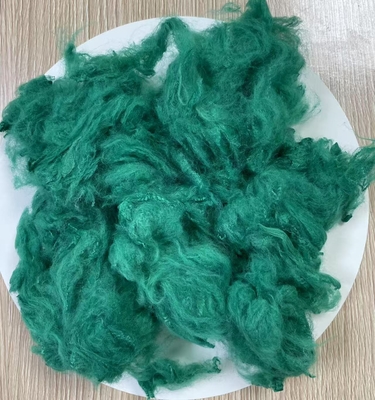 Bom preço. Fibra de poliéster reciclado 1.5D 38mm Esmeralda Verde A on-line