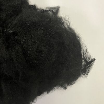 Bom preço. 2.5D*64mm fibra oculta recirculada 2D virgem preta, adequada para roupa de cama, travesseiros, almofadas e enchimento de tecido de sofá on-line