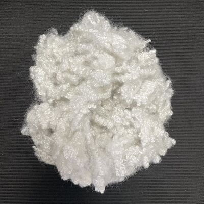 7D*64MM Fibra de grapação oculta hipoalergênica, fibra segura não fluorescente para enchimento de almofada de sofá