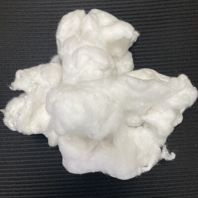 Fibra absorvente macia para a pele 1.33D * 38MM, fibra leve para produção de máscaras de beleza, produtos de cuidados, produtos absorventes para bebês